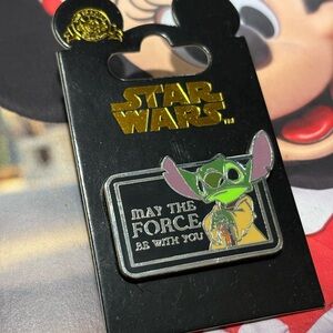 Star Wars Grogu Enamel Pin - Green and Yellow
